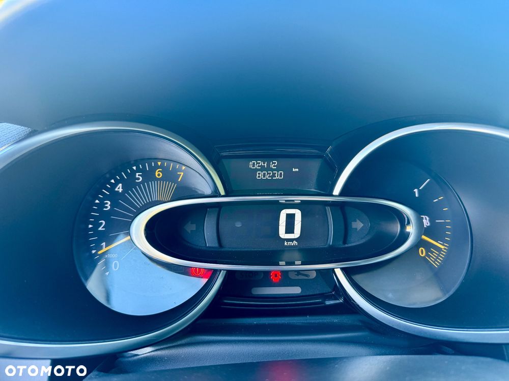 Renault Clio 1.2 16V Limited - 24