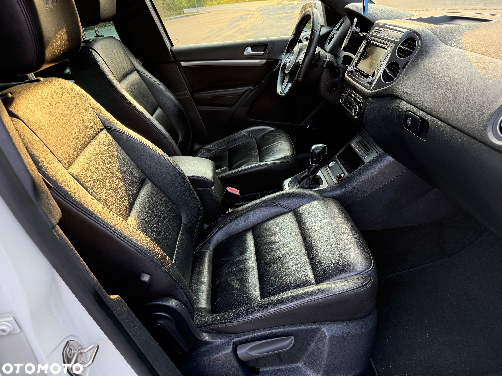 Volkswagen Tiguan 2.0 TDI 4Mot R-Style DSG - 10