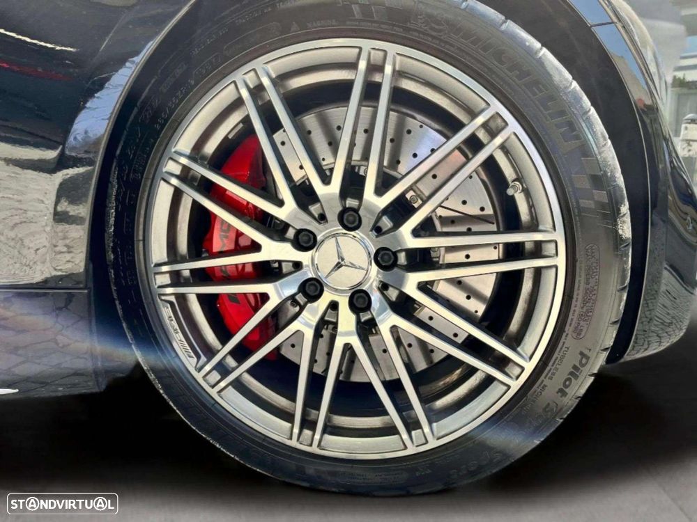 Mercedes-Benz AMG GT - 15