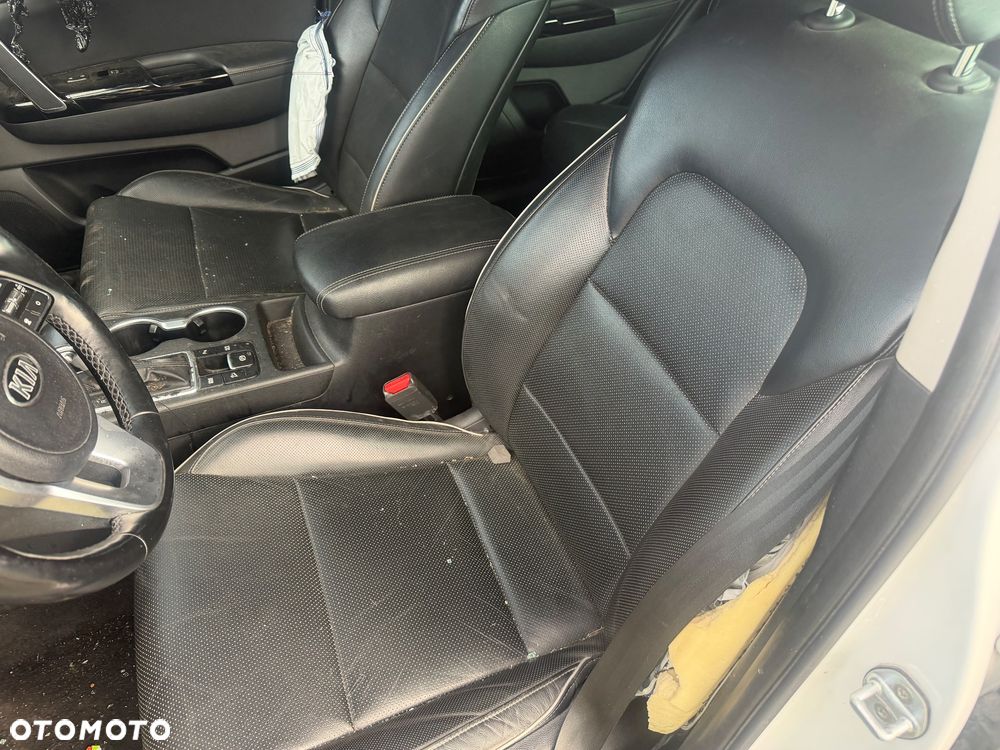 Kia Sportage 1.6 CRDI AWD DCT PLATINUM - 14