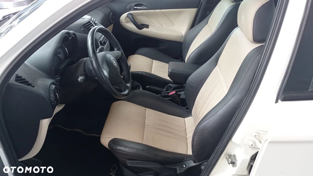 Alfa Romeo 147 1.6 Twin Spark AMICA - 27