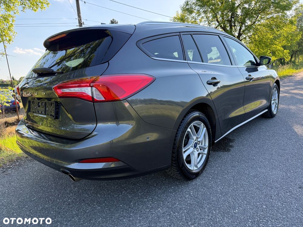 Ford Focus 1.0 EcoBoost Titanium - 13