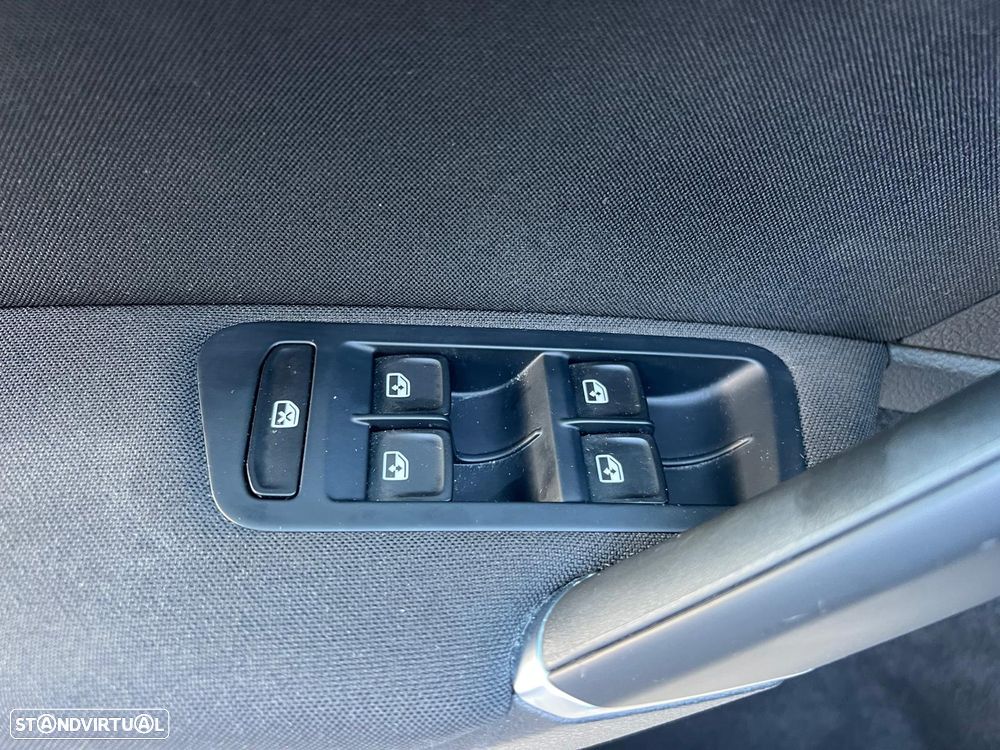 VW Golf 1.6 TDi GPS Edition - 7