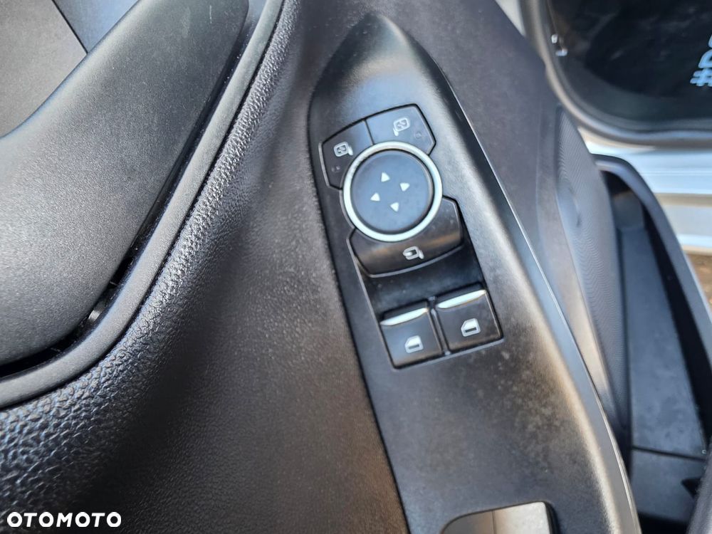 Ford Fiesta - 18