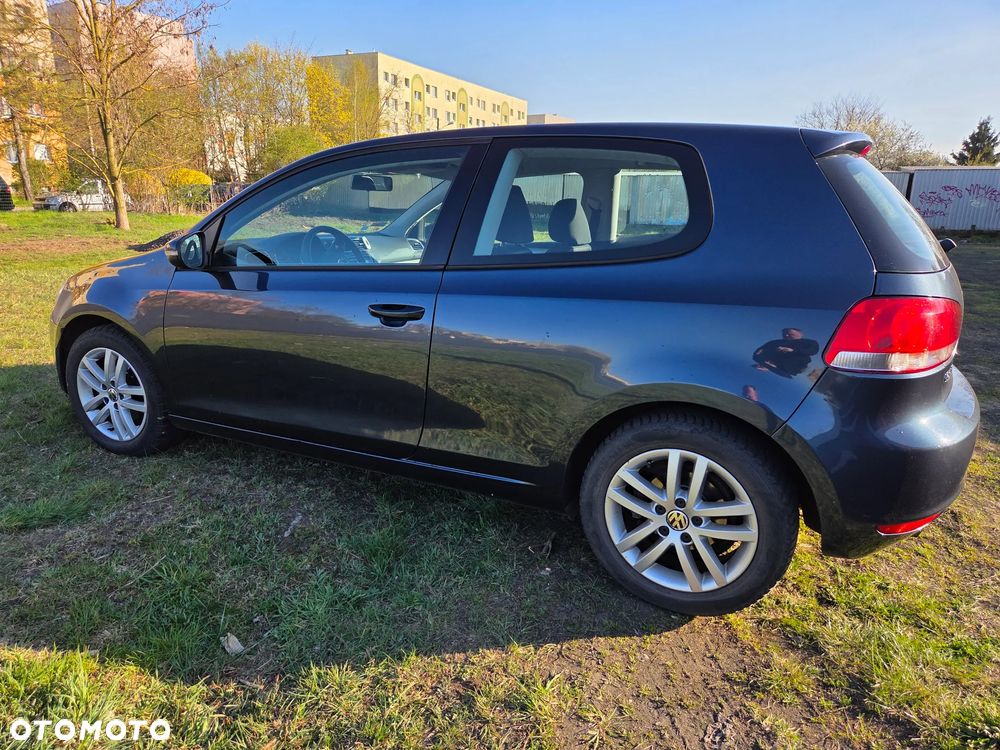 Volkswagen Golf 2.0 TDI DPF DSG Comfortline - 4