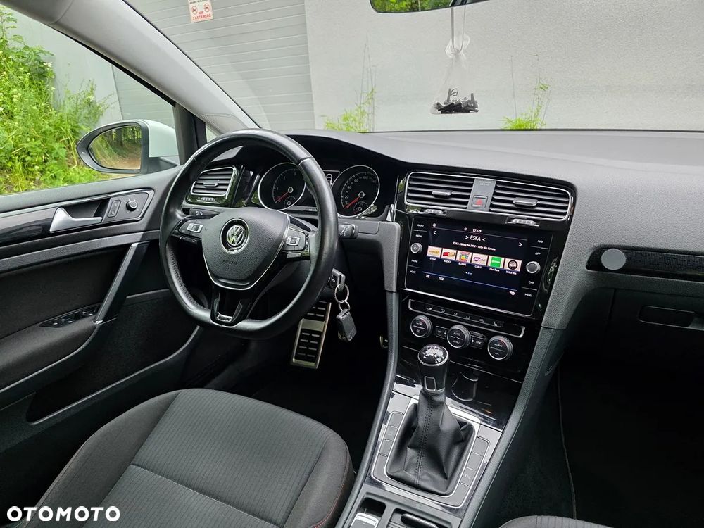 Volkswagen Golf 2.0 TDI Sound - 5
