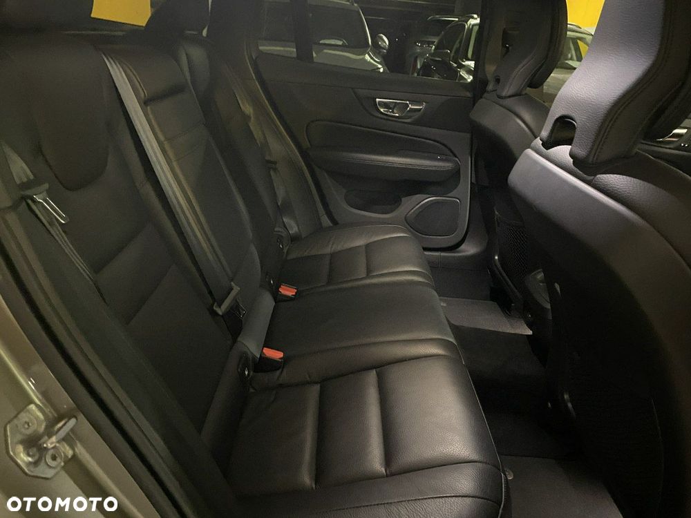Volvo V60 - 16