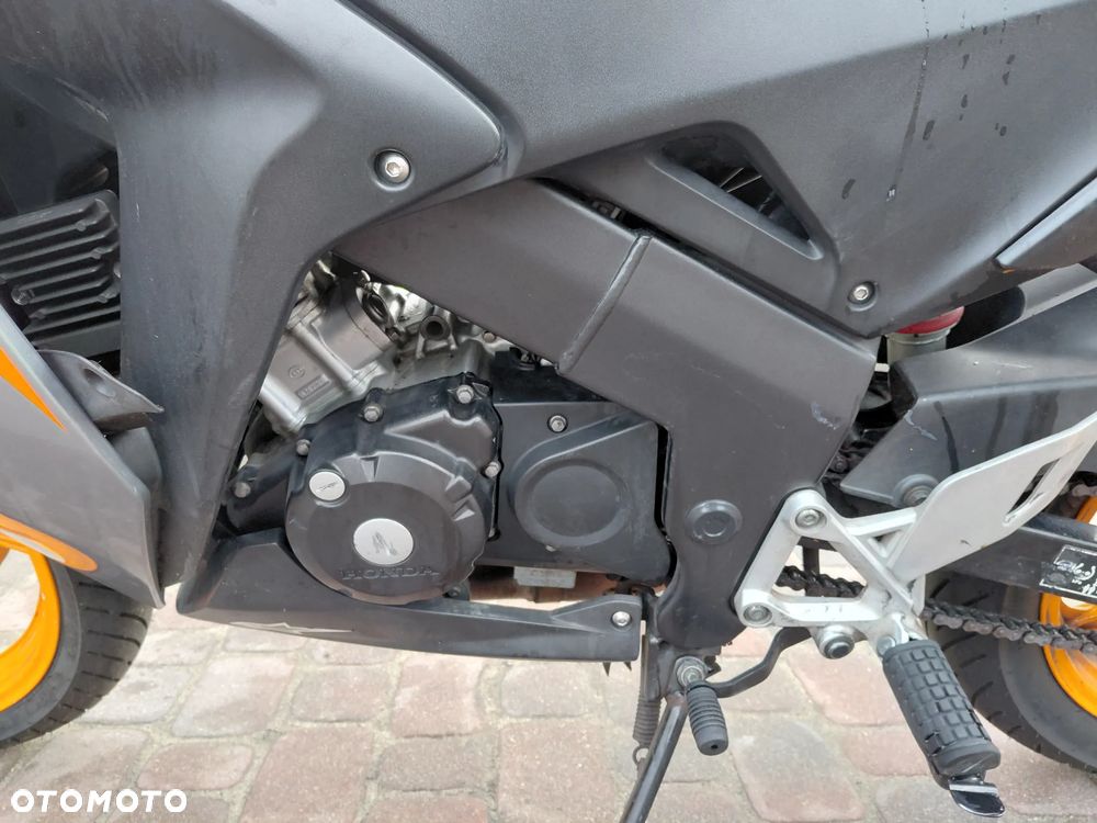 Honda CBR - 18