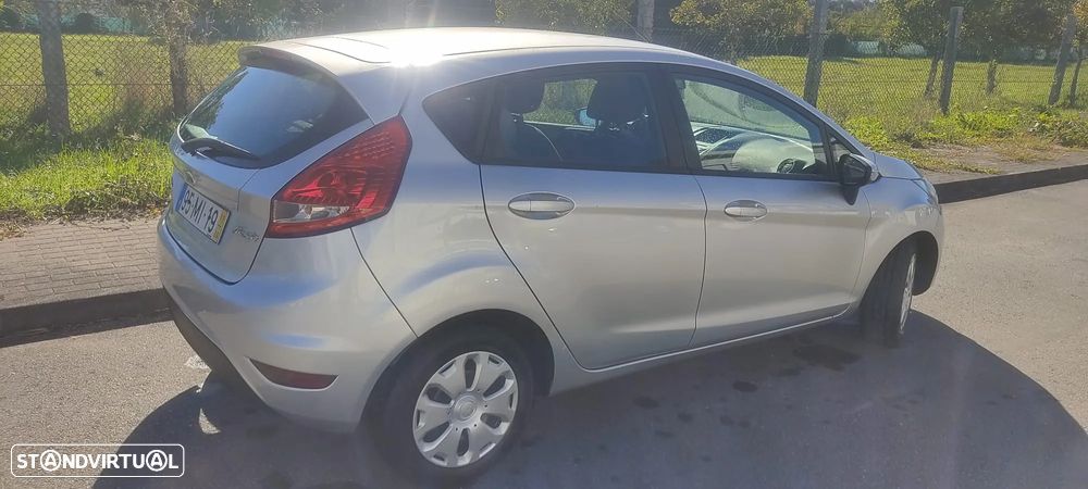 Ford Fiesta 1.6 TDCi ECOnetic - 4