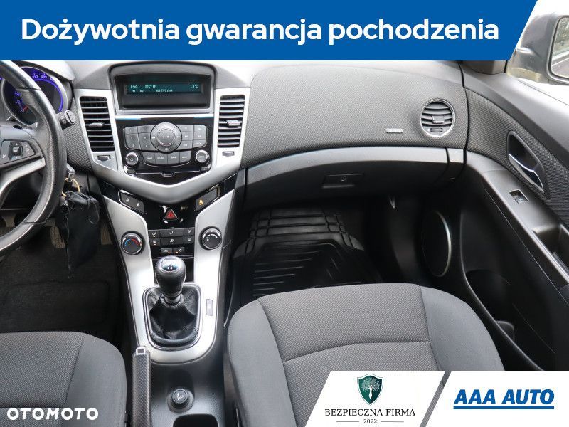 Chevrolet Cruze - 9