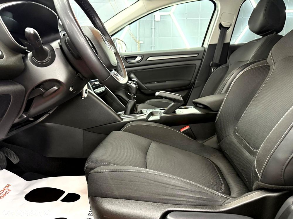 Renault Megane 1.3 TCe FAP Intens - 26