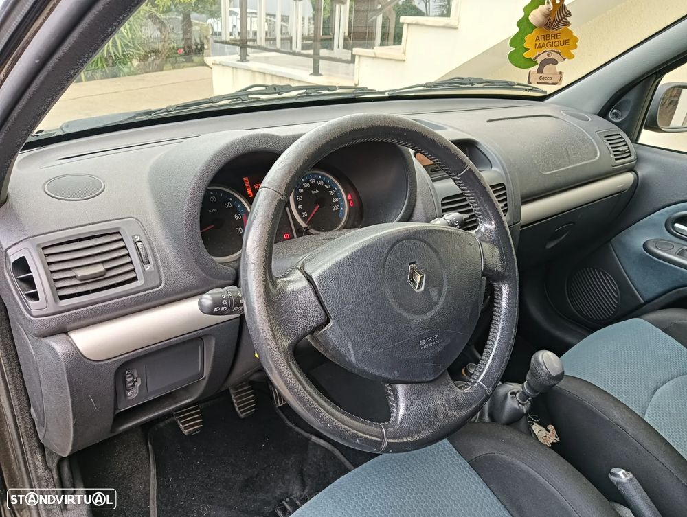 Renault Clio 1.2 16V SE Storia - 5