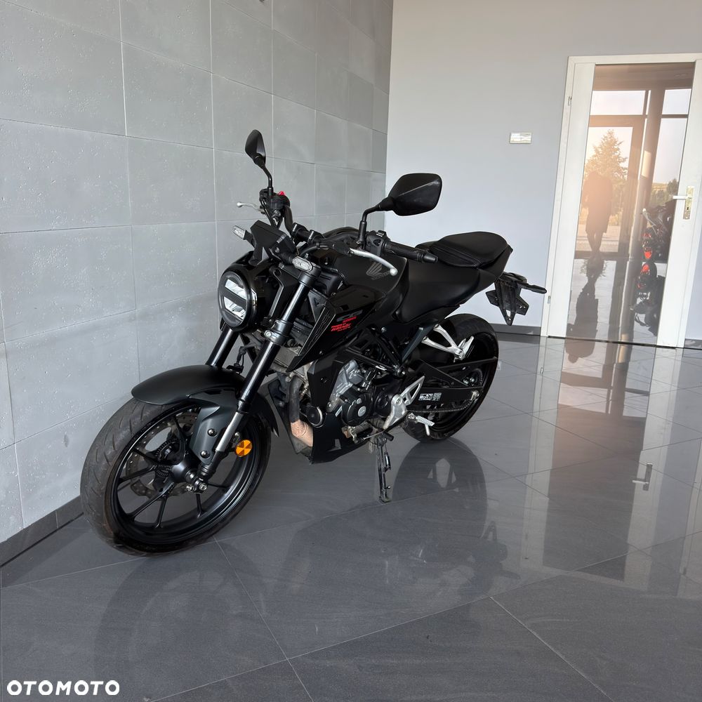 Honda CBF - 8