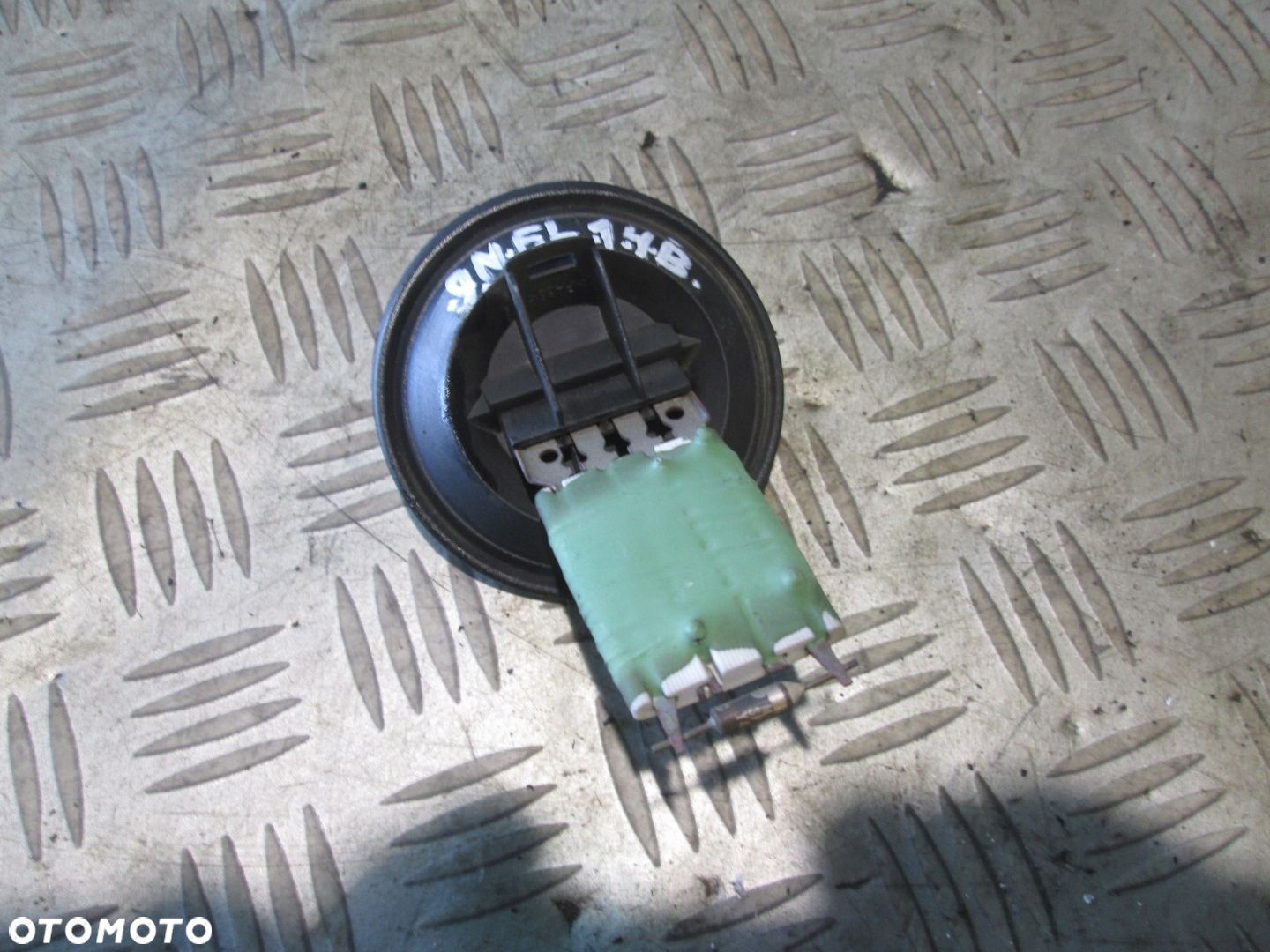 REZYSTOR OPORNIK DMUCHAWY VW POLO 9N IV 05- - 1