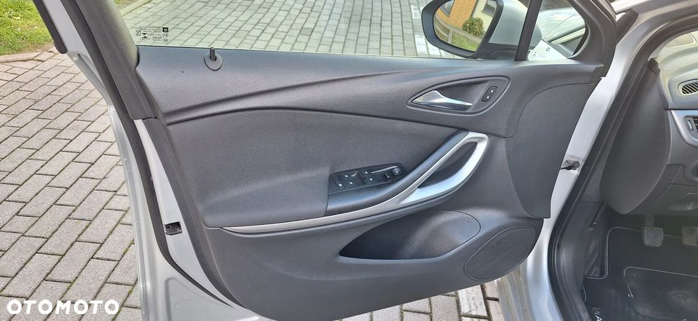 Opel Astra V 1.4 T Enjoy S&S - 22