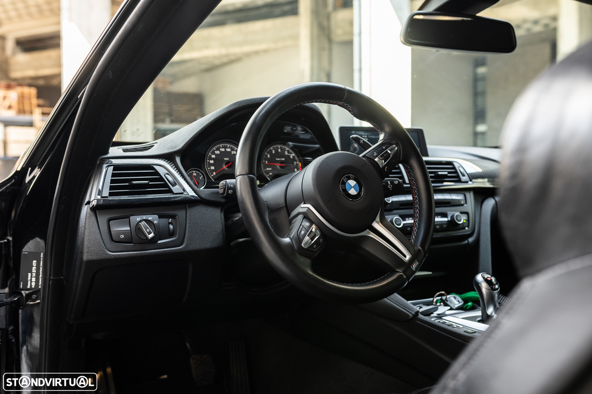 BMW M4 Coupe DKG - 24