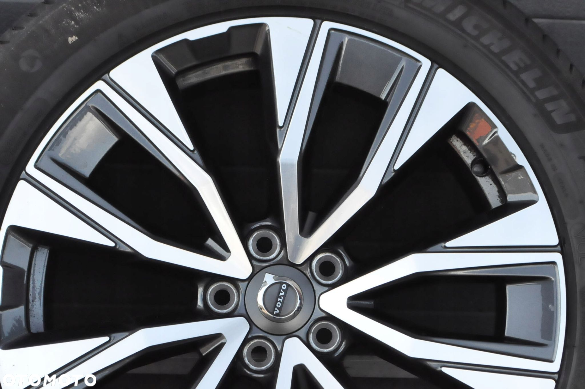 VOLVO V90 CC XC60 S90 KOŁA 235/50/19 FELGI 19 ALUFELGI 32243399 OPONY - 12