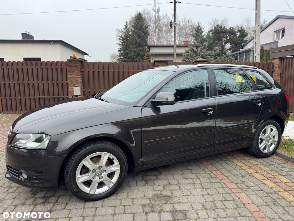 Audi A3 Sportback - 3