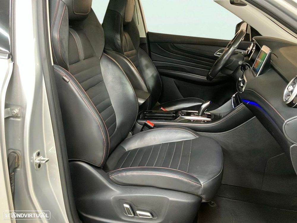 MG EHS 1.5 T-GDI Plug-in Hybrid Luxury - 17