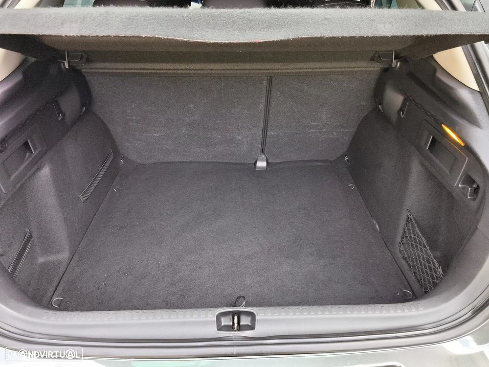 Citroën C4 1.6 HDi Seduction - 21