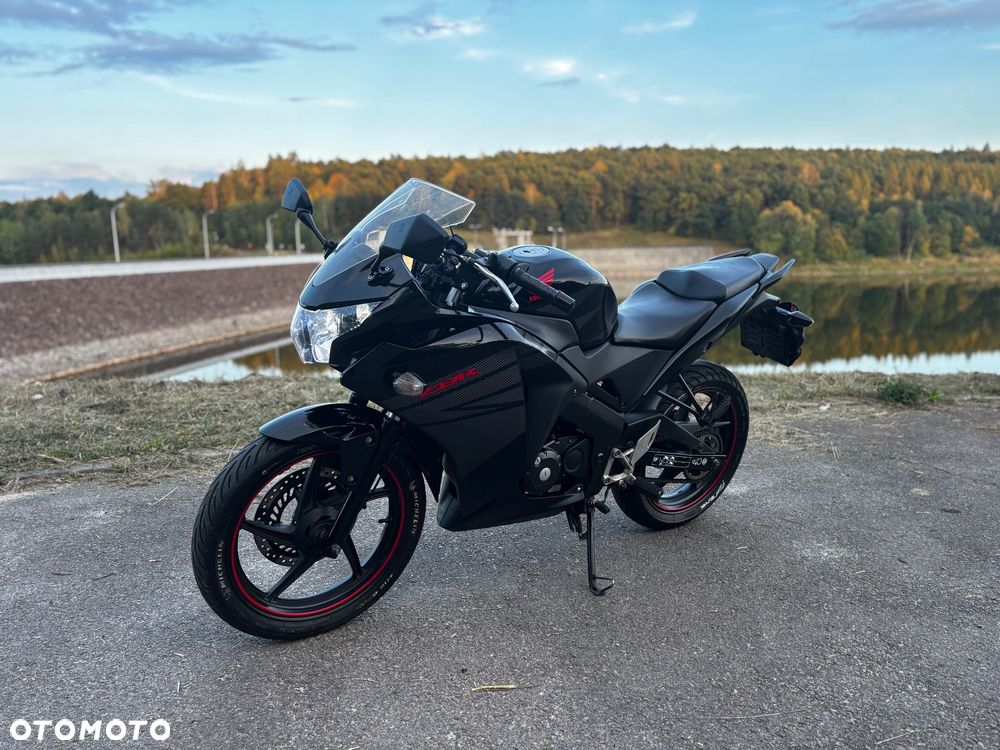 Honda CBR - 6