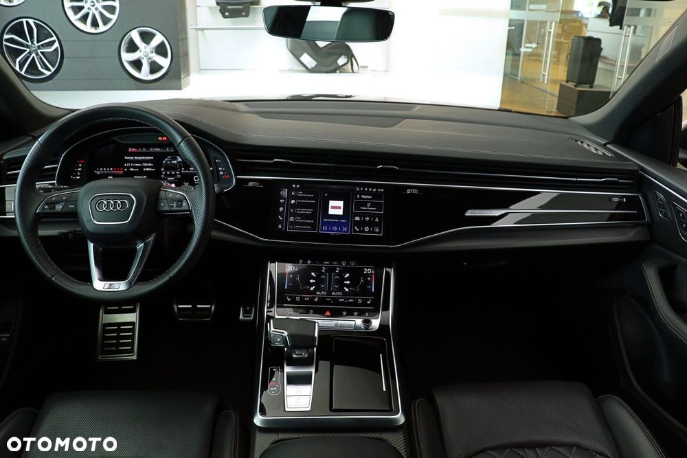 Audi SQ8 - 23