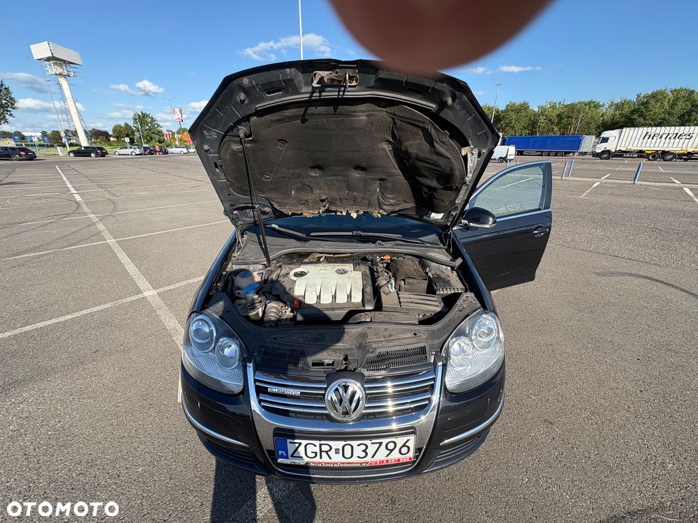 Volkswagen Golf 1.9 TDI 4Motion Comfortline - 1