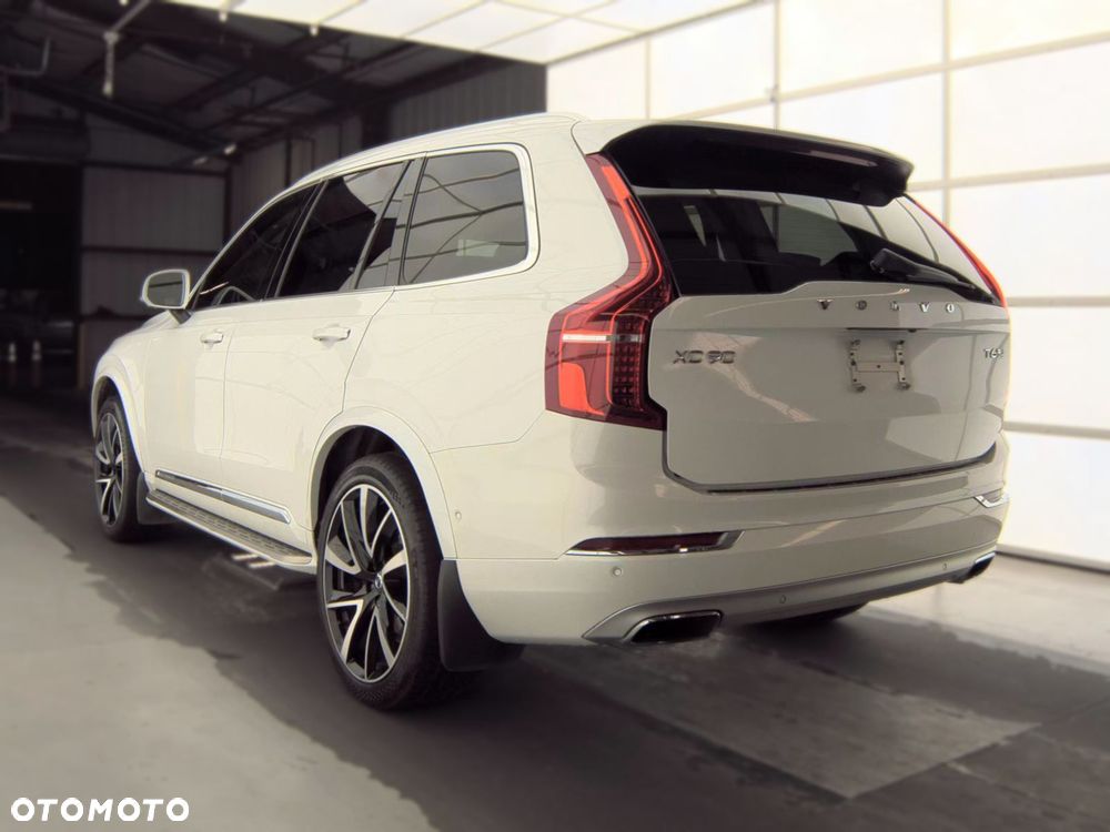 Volvo XC 90 - 4