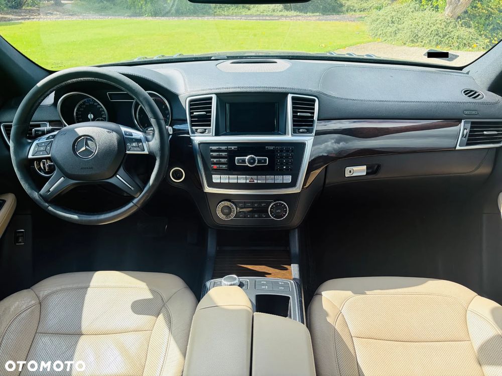 Mercedes-Benz GL 350 BlueTEC 4-Matic - 5