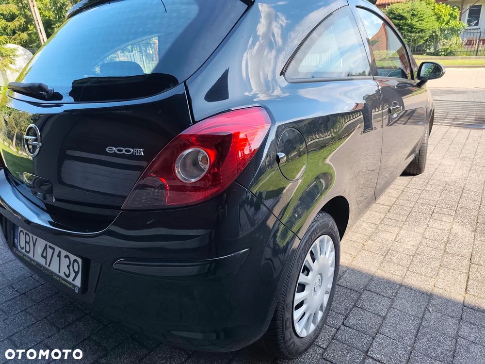 Opel Corsa 1.2 16V Enjoy - 4