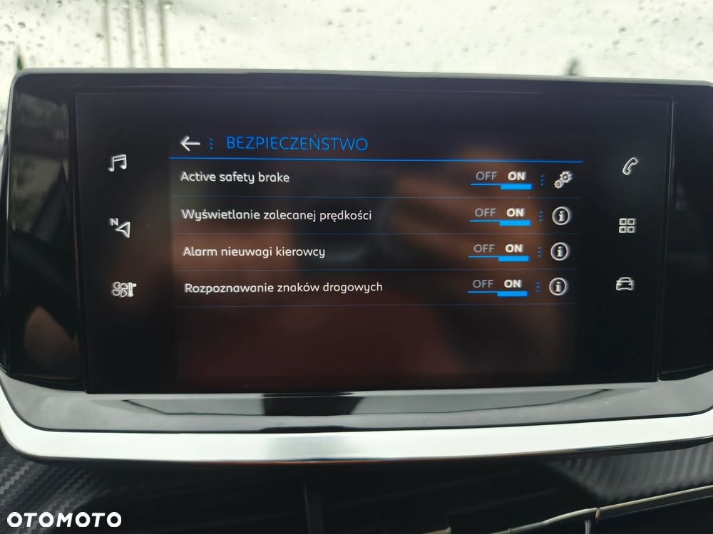 Peugeot 2008 PureTech 100 Active - 21