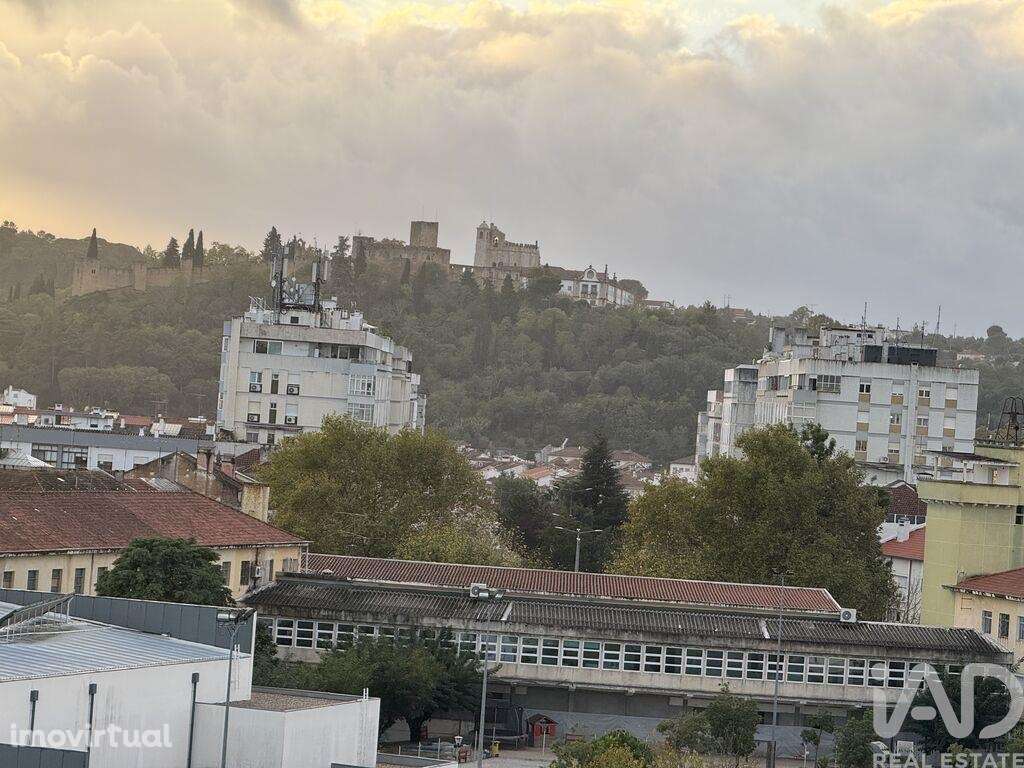 Apartamento T4 em Tomar (São João Baptista) e Santa Maria dos Olivais - Grande imagem: 2/30