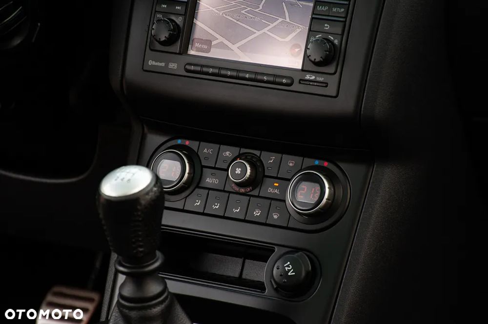 Nissan Qashqai+2 2.0 Tekna - 25