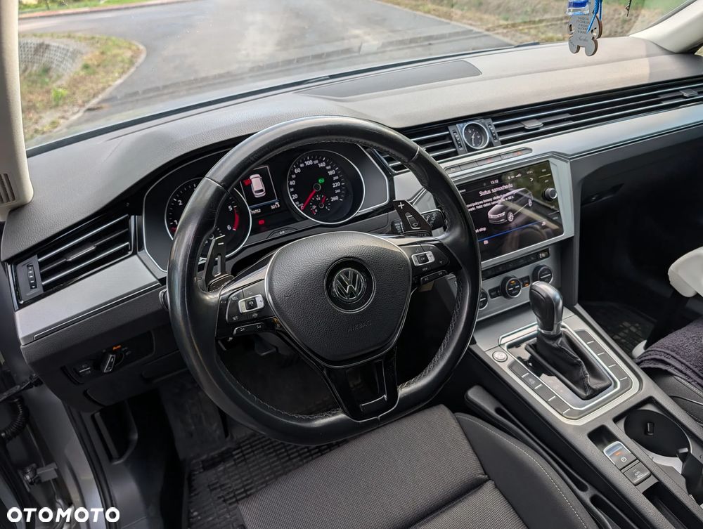 Volkswagen Passat Variant 1.6 TDI (BlueMotion Technology) DSG Comfortline - 33