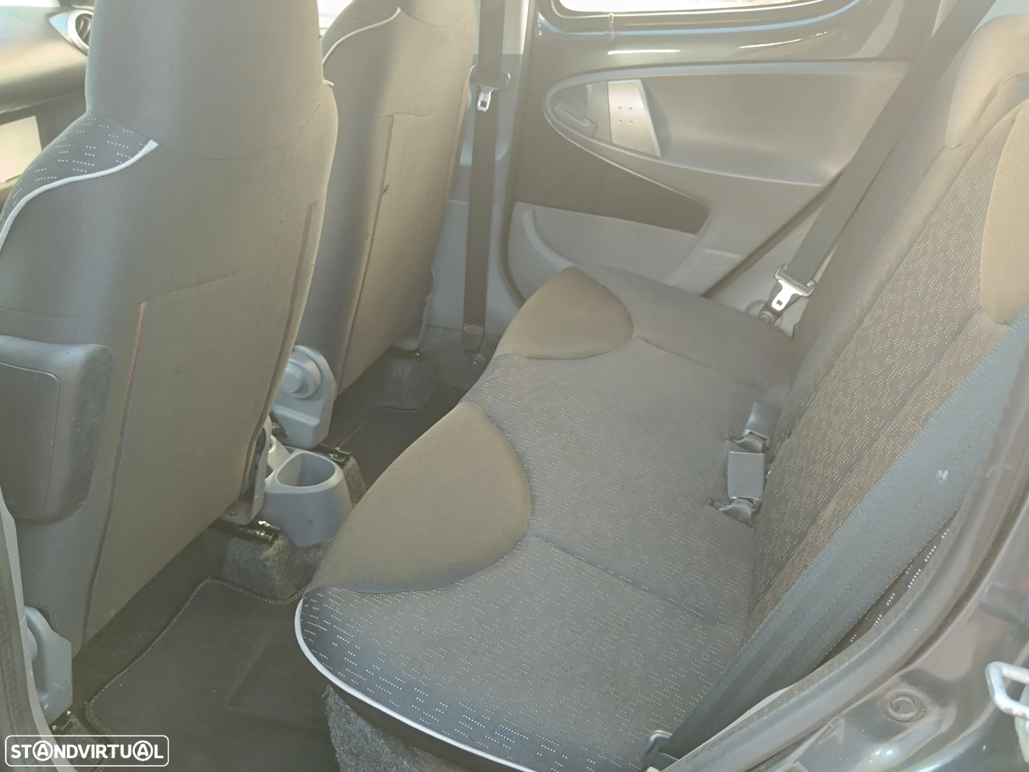 Peugeot 107 1.0 Access - 9