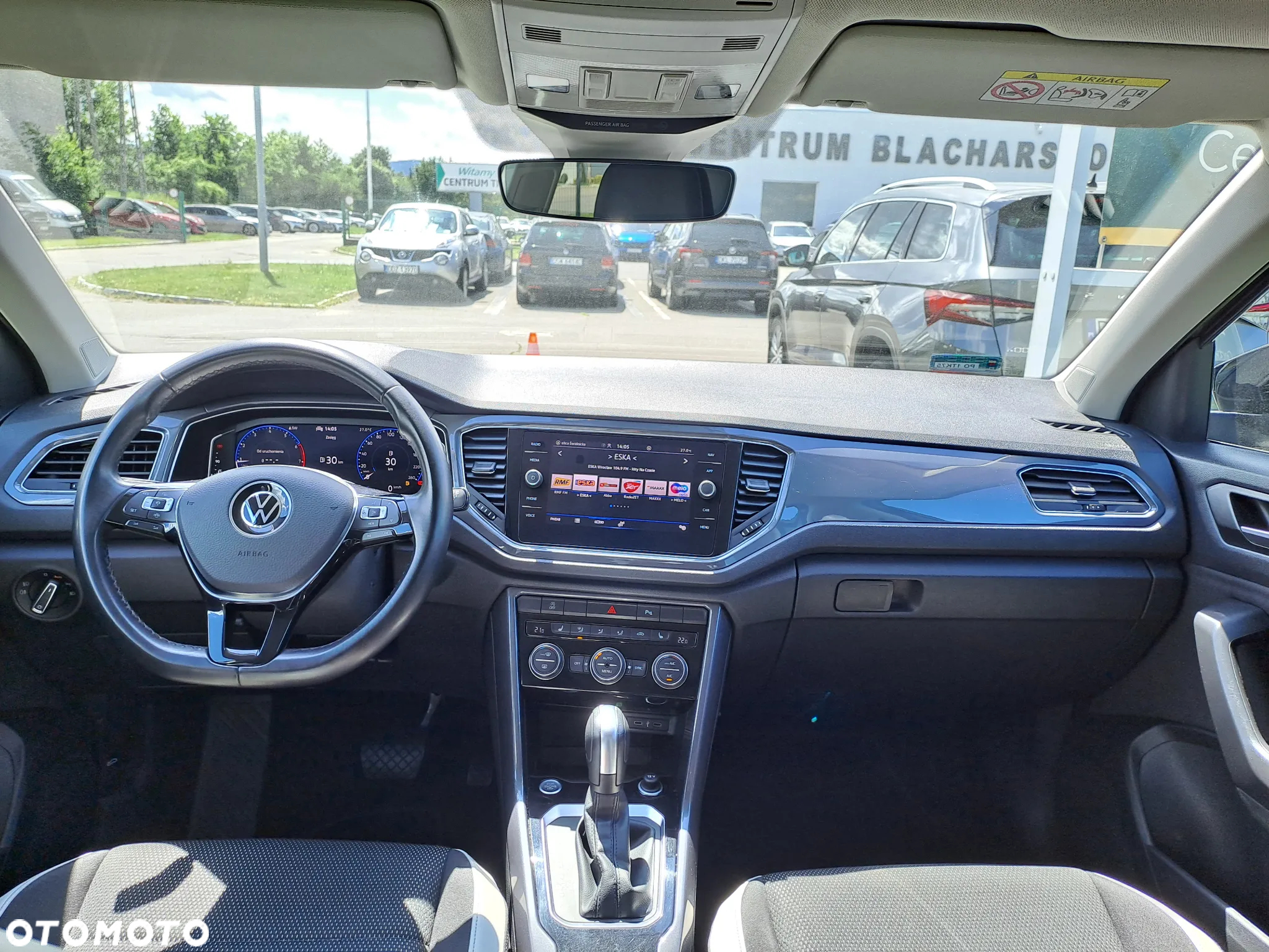 Volkswagen T-Roc - 11