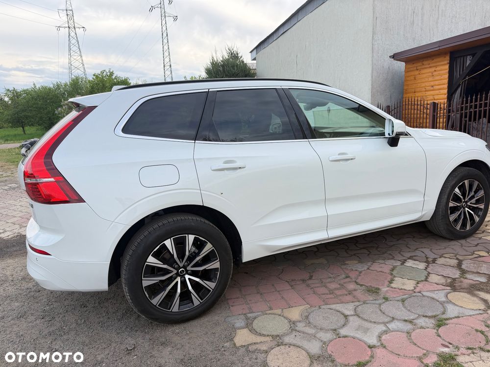 Volvo Xc 60 2023 photo 2