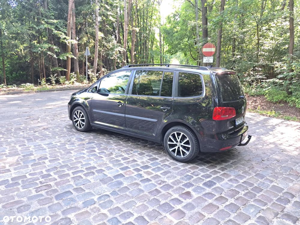 Volkswagen Touran 1.6 TDI DPF Trendline DSG - 8