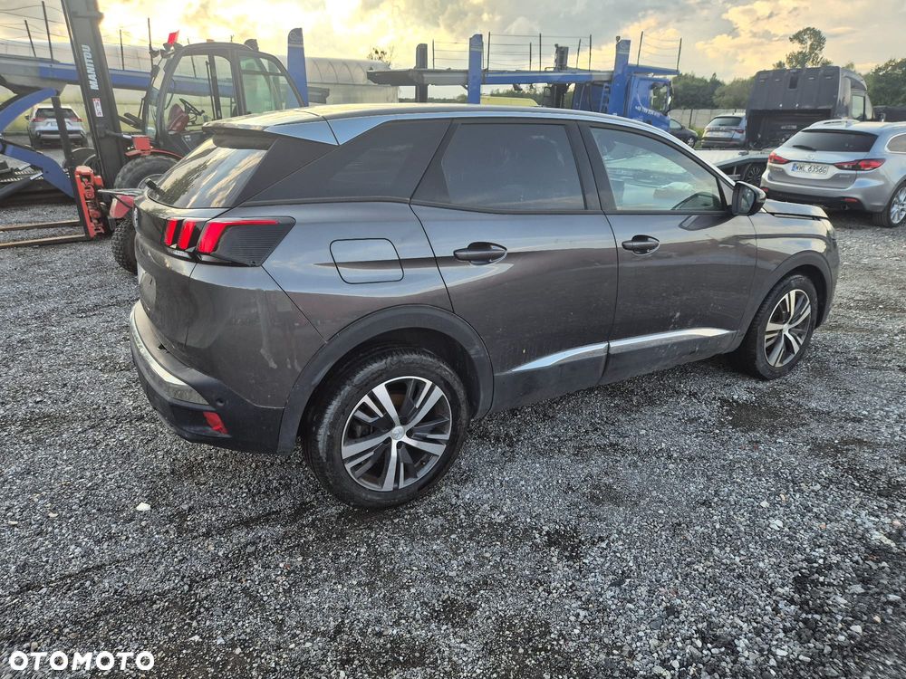 Peugeot 3008 1.2 PureTech Allure Pack S&S EAT8 - 14
