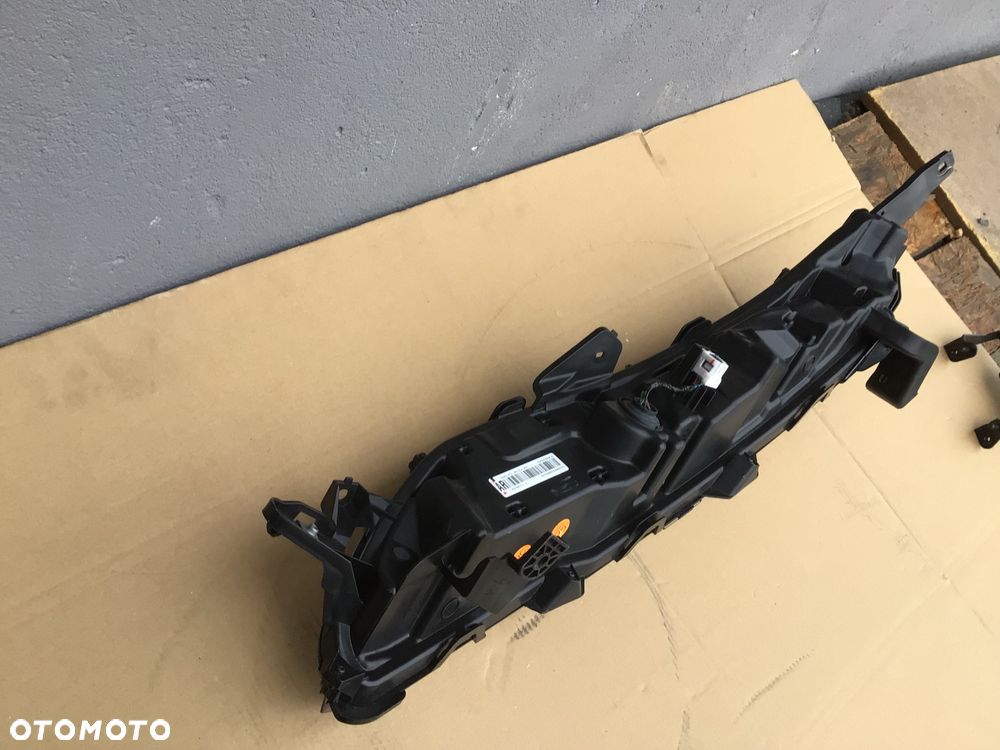 Lampa przednia prawa Mitsubishi Eclipse Cross Lift Led - 7