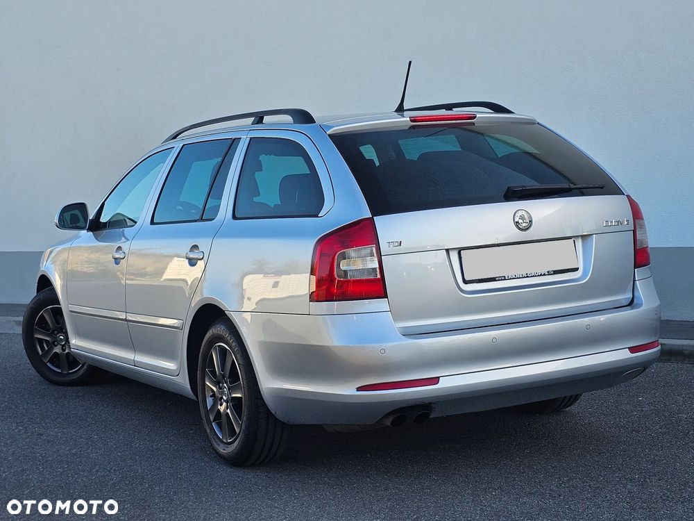 Skoda Octavia 2.0 TDI Elegance - 6