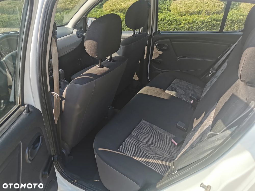 Dacia Sandero 1.4 MPI Ambiance - 10