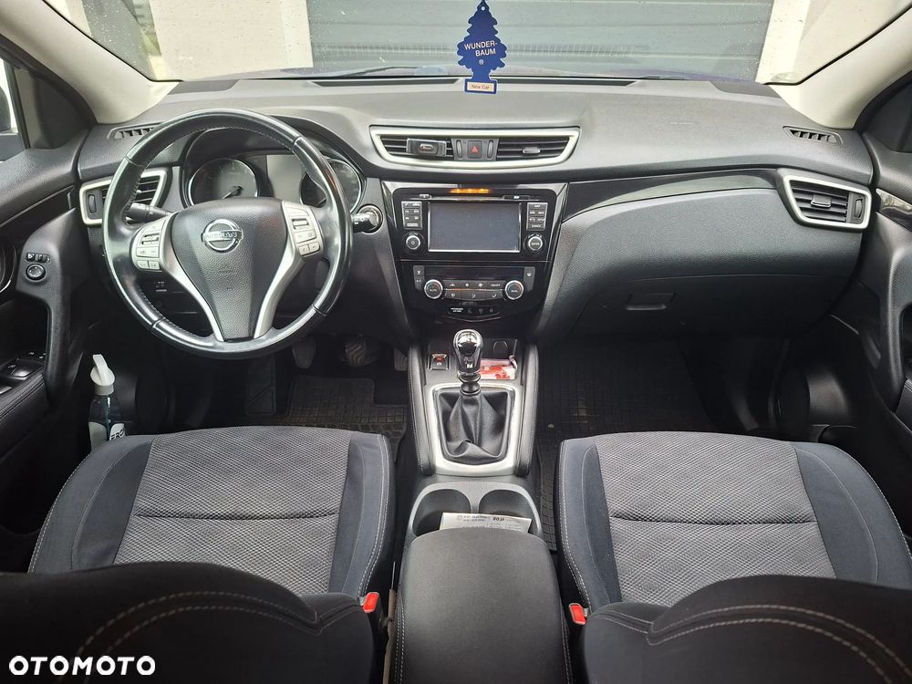 Nissan Qashqai 1.2 DIG-T N-Vision - 8