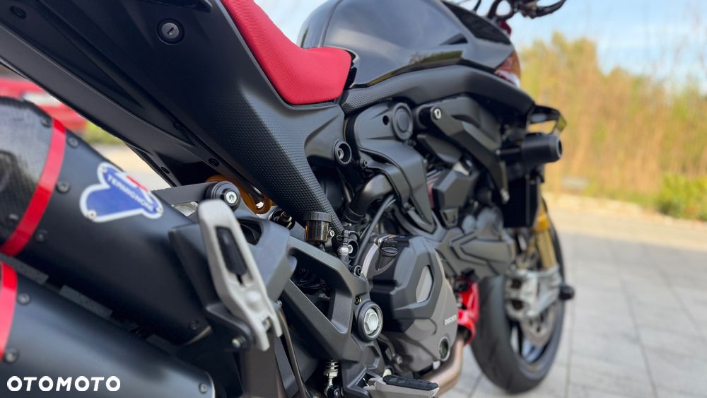Ducati Monster - 16