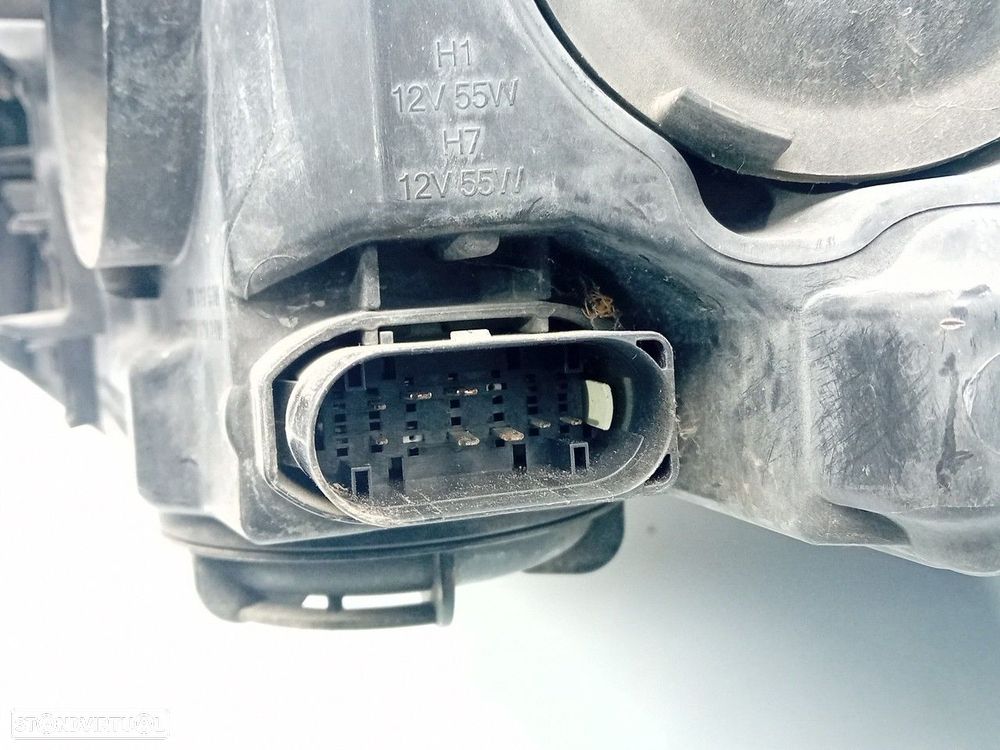 Ótica / farol direita FORD Focus III - 4