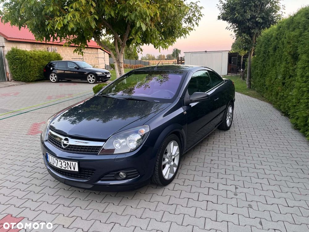 Opel Astra - 1