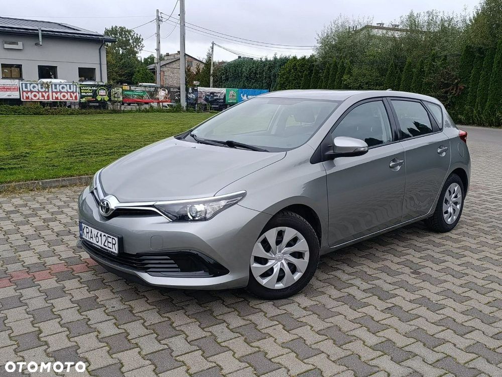 Toyota Auris 1.33 Dual-VVT-i Comfort - 2