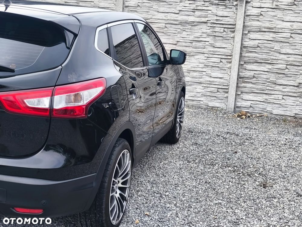 Nissan Qashqai 1.5 dCi N-Connecta - 14