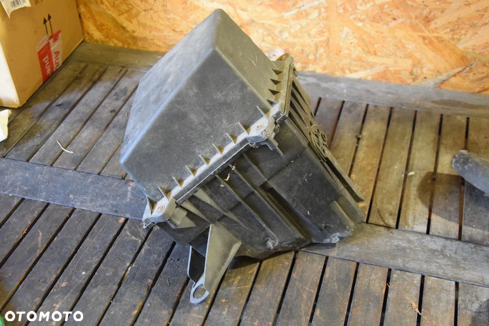 VW Polo IV 9N LIFT 05-09 Obudowa filtra powietrza 6Y0129620 Ibiza Fabia Fox - 2