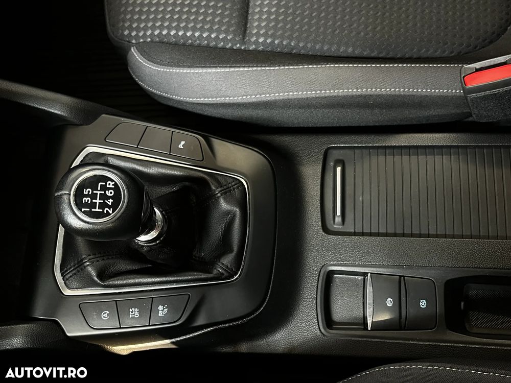 Ford Focus - 21